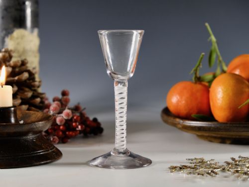 ANTIQUE GLASS SINGLE SERIES OPAQUE TWIST WINE GLASS ENGLISH C1765 - ADDITIONAL PHOTO 2