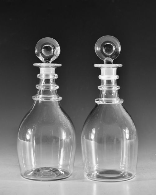 ANTIQUE GLASS NEAR PAIR OF DECANTERS ENGLISH C1820 - ADDITIONAL PHOTO 5
