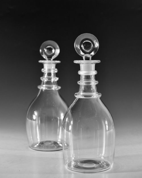 ANTIQUE GLASS NEAR PAIR OF DECANTERS ENGLISH C1820 - ADDITIONAL PHOTO 8