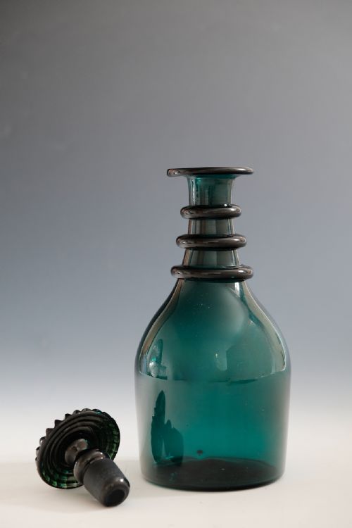 ANTIQUE GLASS DECANTER GREEN ENGLISH C1820 - ADDITIONAL PHOTO 4