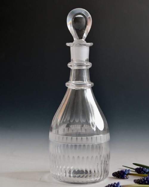 ANTIQUE GLASS DECANTER HALF SIZE ENGLISH C1810 - ADDITIONAL PHOTO 1