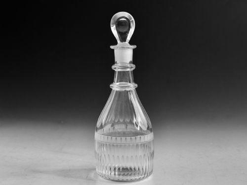 ANTIQUE GLASS DECANTER HALF SIZE ENGLISH C1810 - ADDITIONAL PHOTO 2