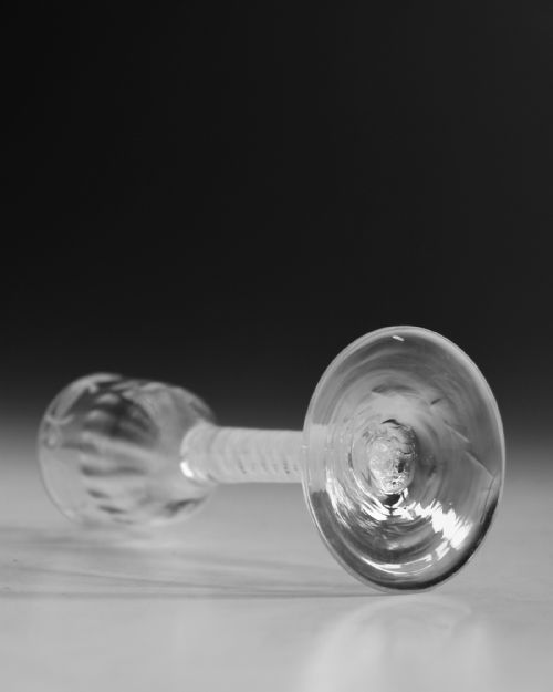 ANTIQUE GLASS WINE GLASS OPAQUE TWIST ENGLISH C1765 - ADDITIONAL PHOTO 4