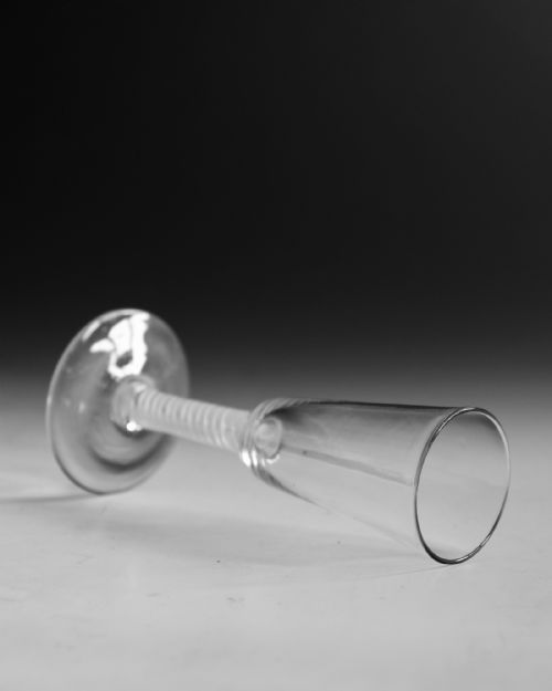 ANTIQUE GLASS OPAQUE TWIST ALE GLASS ENGLISH C1765 - ADDITIONAL PHOTO 20
