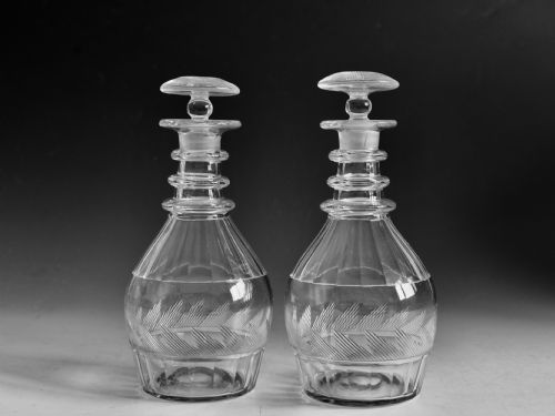 ANTIQUE GLASS DECANTERS PAIR ENGLISH C1835 - ADDITIONAL PHOTO 2