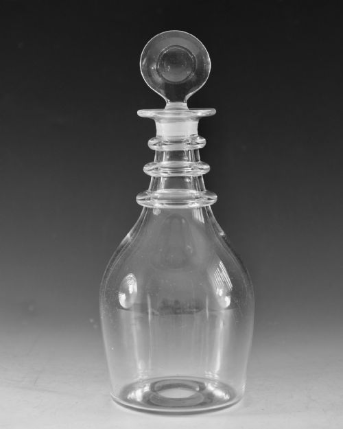 ANTIQUE GLASS DECANTER THREE NECK RINGS ENGLISH C1820 - ADDITIONAL PHOTO 1