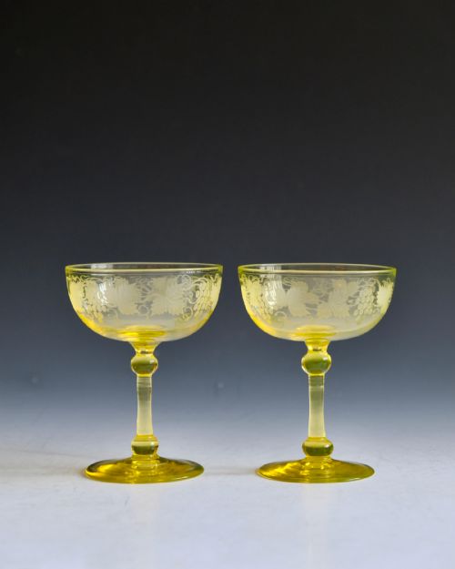 ANTIQUE GLASS CHAMPAGNE GLASSES PAIR ENGLISH C1870 - ADDITIONAL PHOTO 1