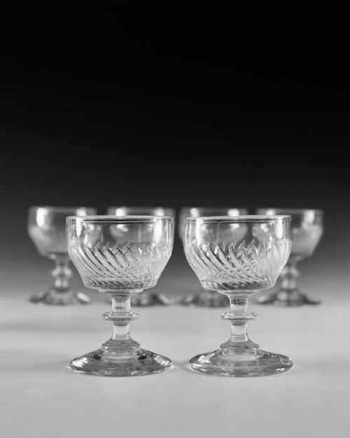 ANTIQUE GLASS PORT GLASSES SET OF SEVESEVEN PORT GLASSES ENGLISH C1820 - ADDITIONAL PHOTO 3