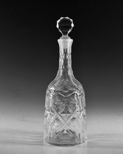ANTIQUE GLASS DECANTER FACET CUT ENGLISH C1770 - ADDITIONAL PHOTO 1
