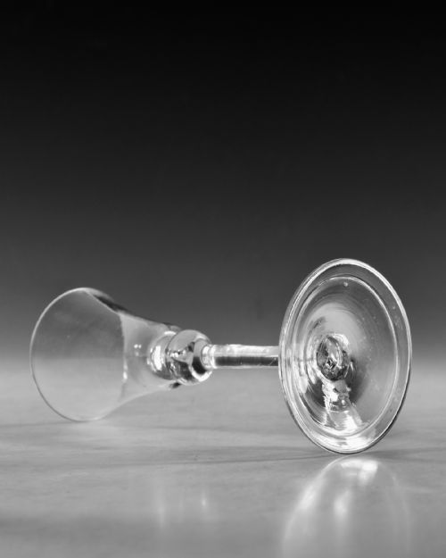 ANTIQUE GLASS BALUSTROID WINE GLASS ENGLISH C1740 - ADDITIONAL PHOTO 3