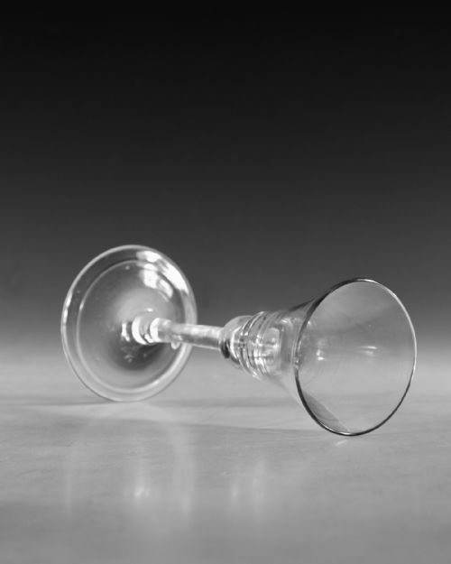 ANTIQUE GLASS BALUSTROID WINE GLASS ENGLISH C1740 - ADDITIONAL PHOTO 4