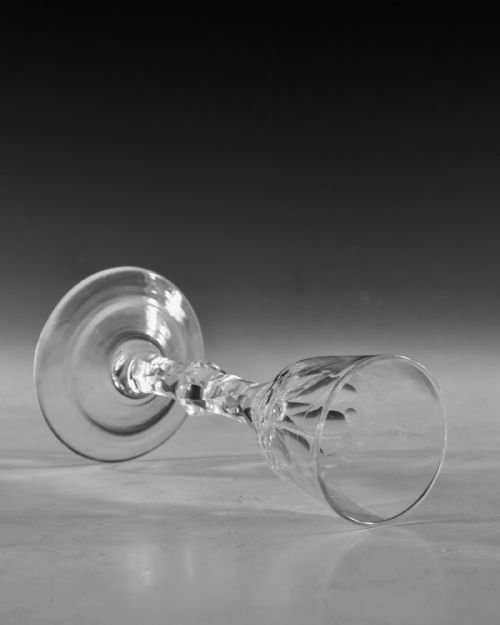 ANTIQUE GLASS FACET STEM WINE GLASS ENGLISH C1780 - ADDITIONAL PHOTO 3