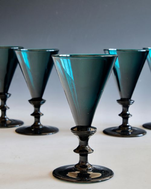 ANTIQUE GLASS GREEN WINES SET OF SIX ENGLISH C1830 - ADDITIONAL PHOTO 2