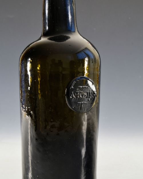 ANTIQUE GLASS SEALED WINE BOTTLE A KELLY C1790 1800 - ADDITIONAL PHOTO 2