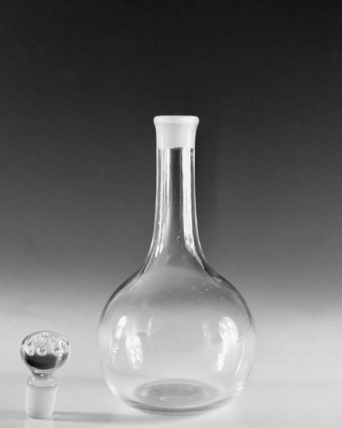 ANTIQUE GLASS SHAFT AND GLOBE DECANTER ENGLISH C1750 - ADDITIONAL PHOTO 2