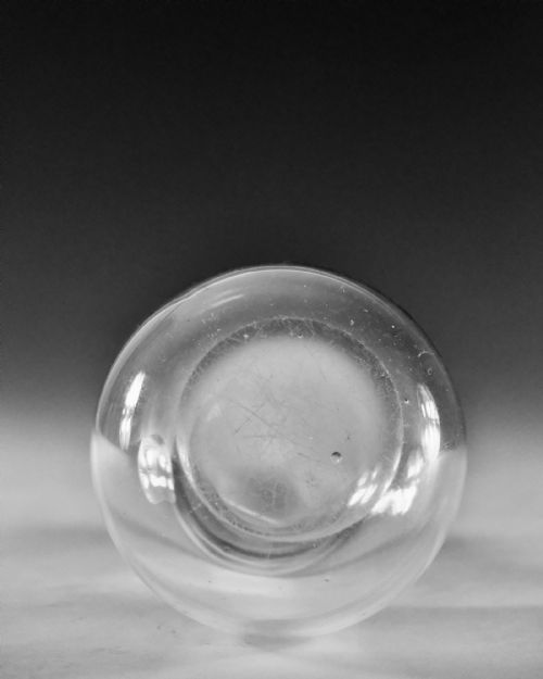 ANTIQUE GLASS SHAFT AND GLOBE DECANTER ENGLISH C1750 - ADDITIONAL PHOTO 5
