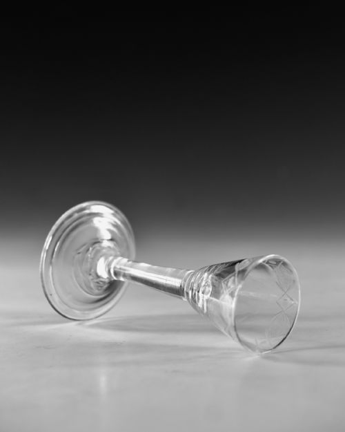 ANTIQUE GLASS WINE GLASS PLAIN STEM ENGLISH C1760 - ADDITIONAL PHOTO 3