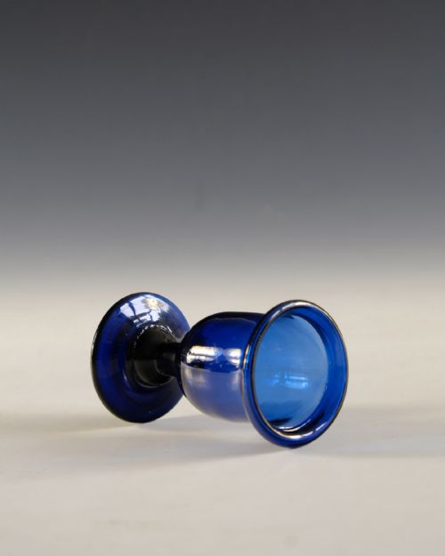 ANTIQUE GLASS EGG CUP BLUE ENGLISH 1790 - ADDITIONAL PHOTO 3