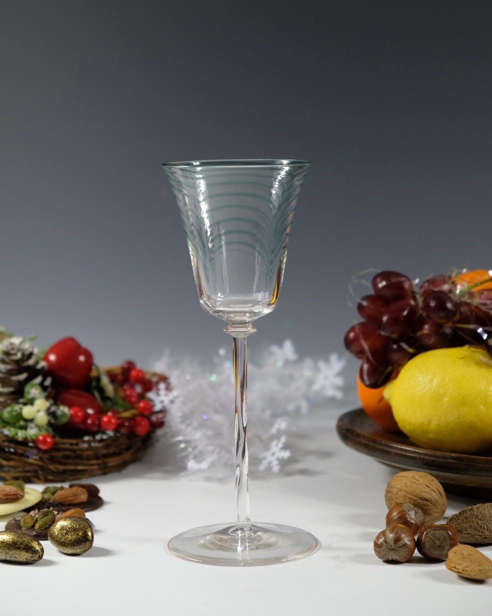 Minerbi wine glass Designed 1906 View II