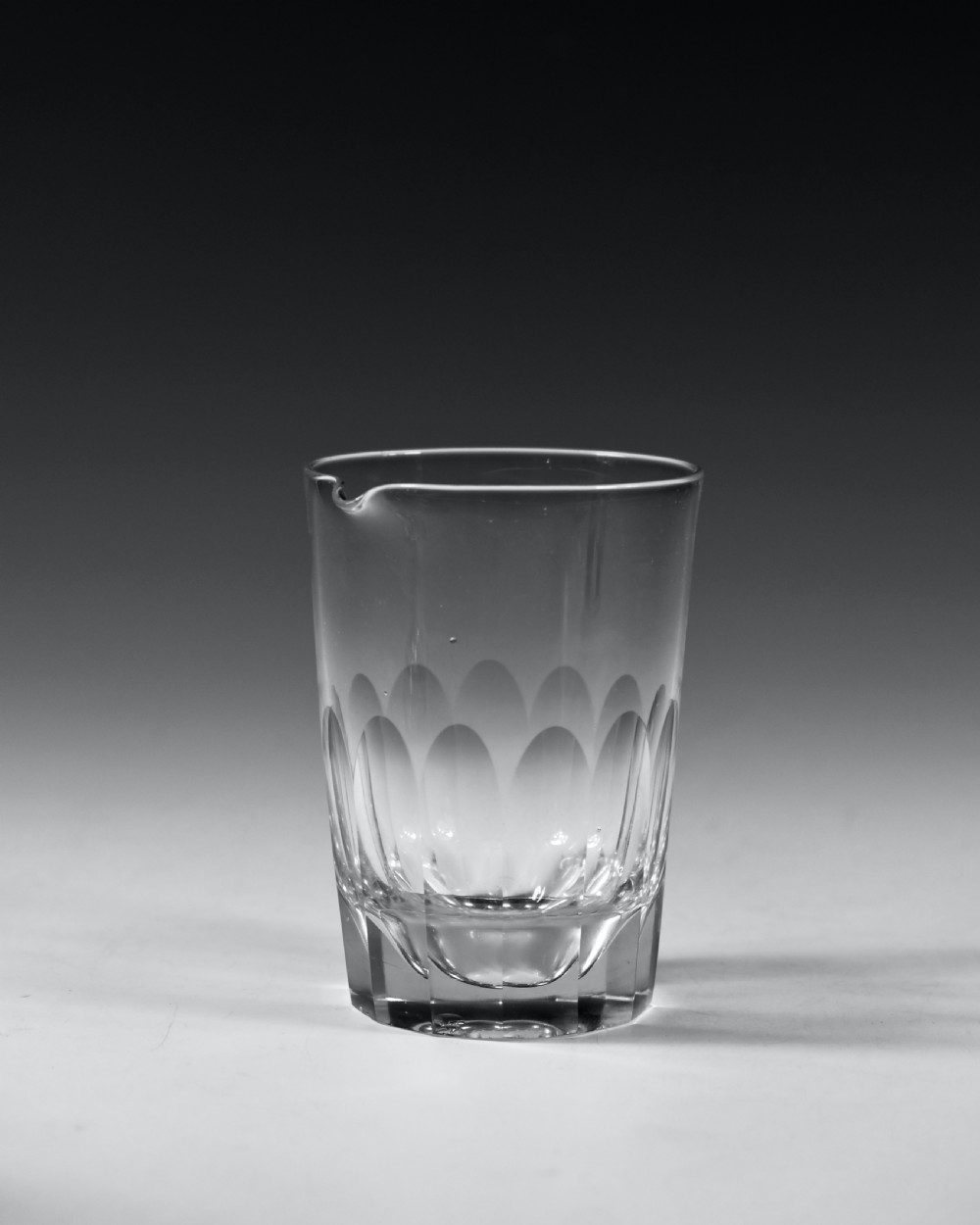 Four single lipped mixing tumbler English C1890 View IV