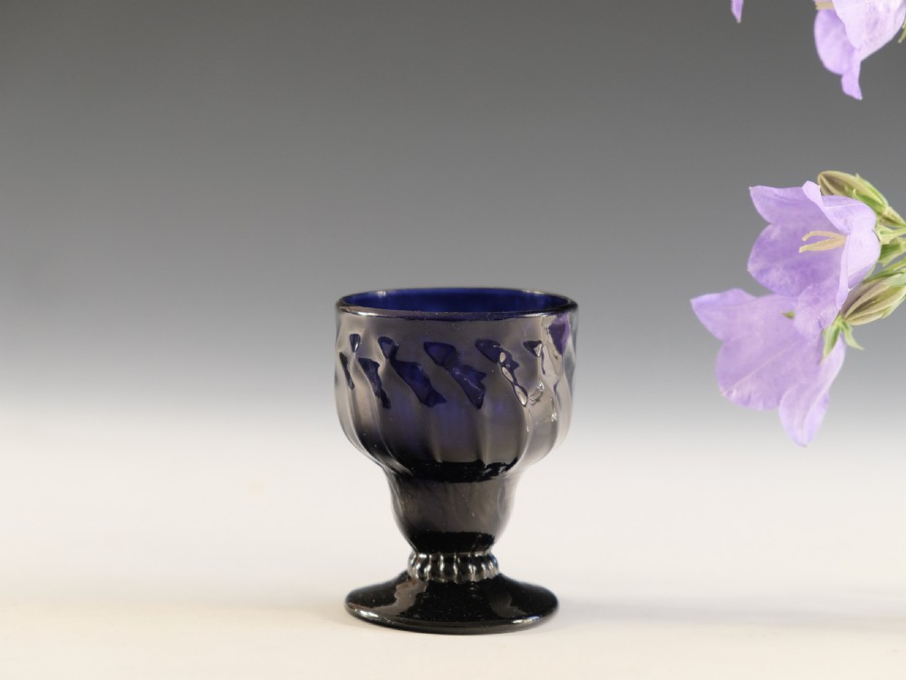 Antique glass - blue bonnet glasses
