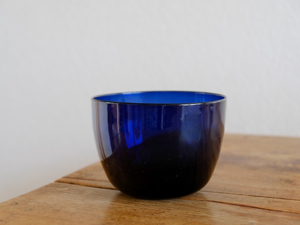 Antique glass finger bowl blue English c1800