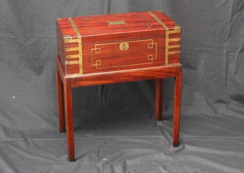Writting Box on Stand