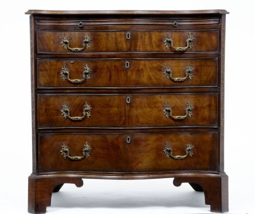Serpentine Chest of Drawers