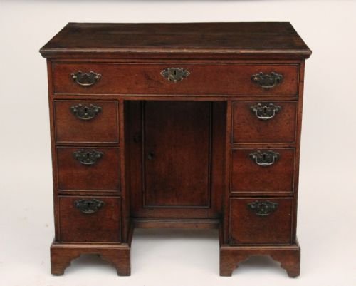 Oak Kneehole Desk
