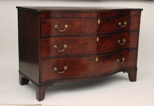 Serpentine Chest