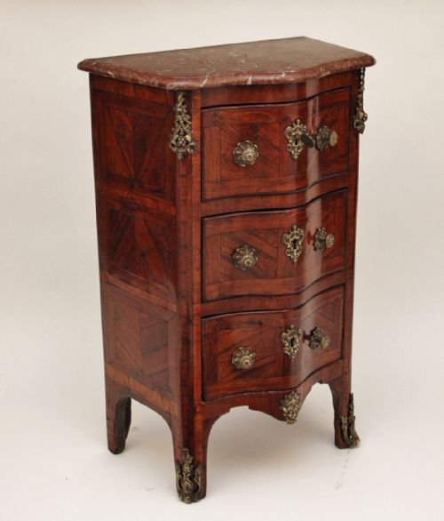 Kingwood Commode