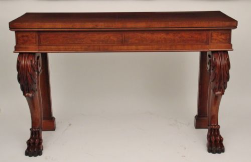 Serving Table