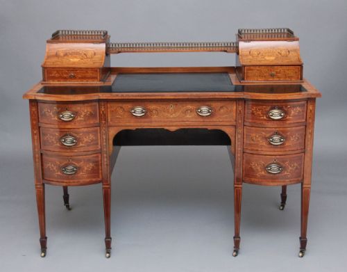 Carlton House Desk