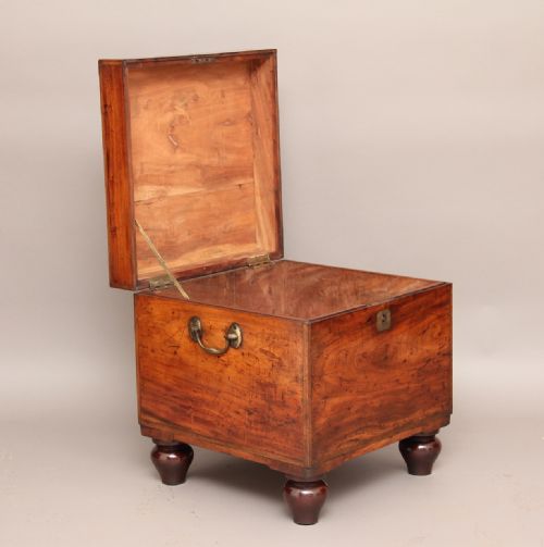Military Chest/box