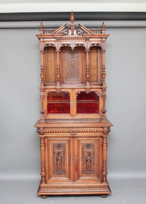 19th Century Exhibition Quality Carved Walnut Side Cabinet
