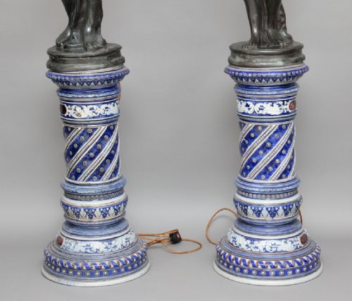 PAIR BRONZE FIGURAL LAMPS ON CHINA BASES - ADDITIONAL PHOTO 1