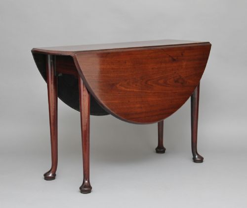 18th Century Mahogany Drop Leaf Table