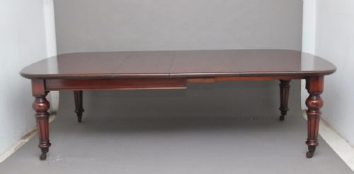 19th Century Mahogany Dining Table