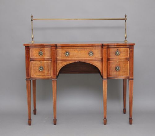 Early 20th Century Mahogany Serpentine Sideboard