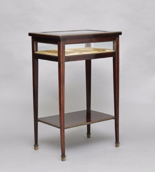 Early 20th Century Mahogany Bijouterie Table