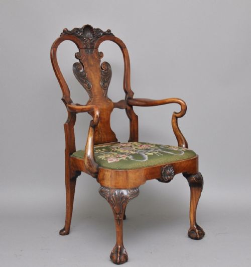 Early 20th Century Queen Anne Style Walnut Open Armchair