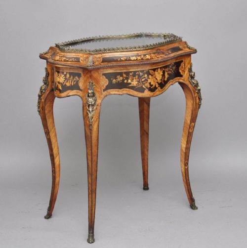 19th Century Kingwood and Inlaid Bijouterie Table