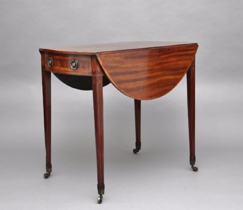 Early 19th Century Mahogany Pembroke Table