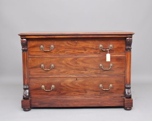 Early 19th Century Mahogany Chest / Commode
