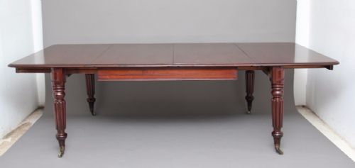 Early 19th Century Mahogany Two Leaf Dining Table
