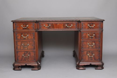 Early 20th Century Chippendale Style Mahogany Desk