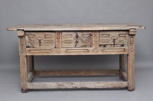 17th Century Spanish Side / Serving Table