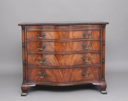 Early 20th Century Mahogany Serpentine Chest