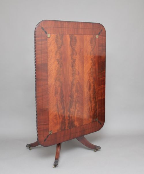 Early 19th Century Inlaid Mahogany Breakfast Table