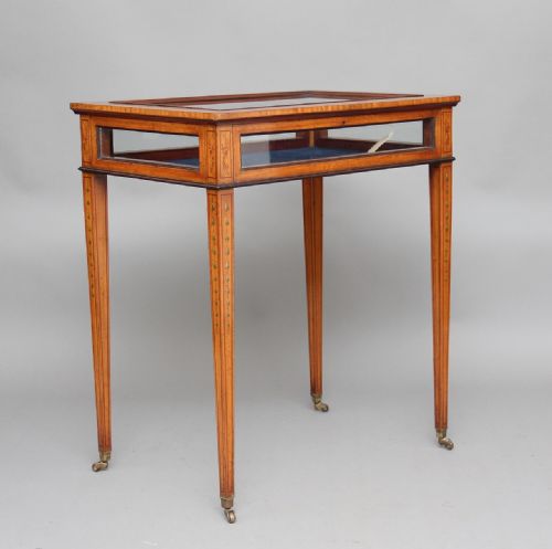 Early 20th Century Satinwood Bijouterie Table